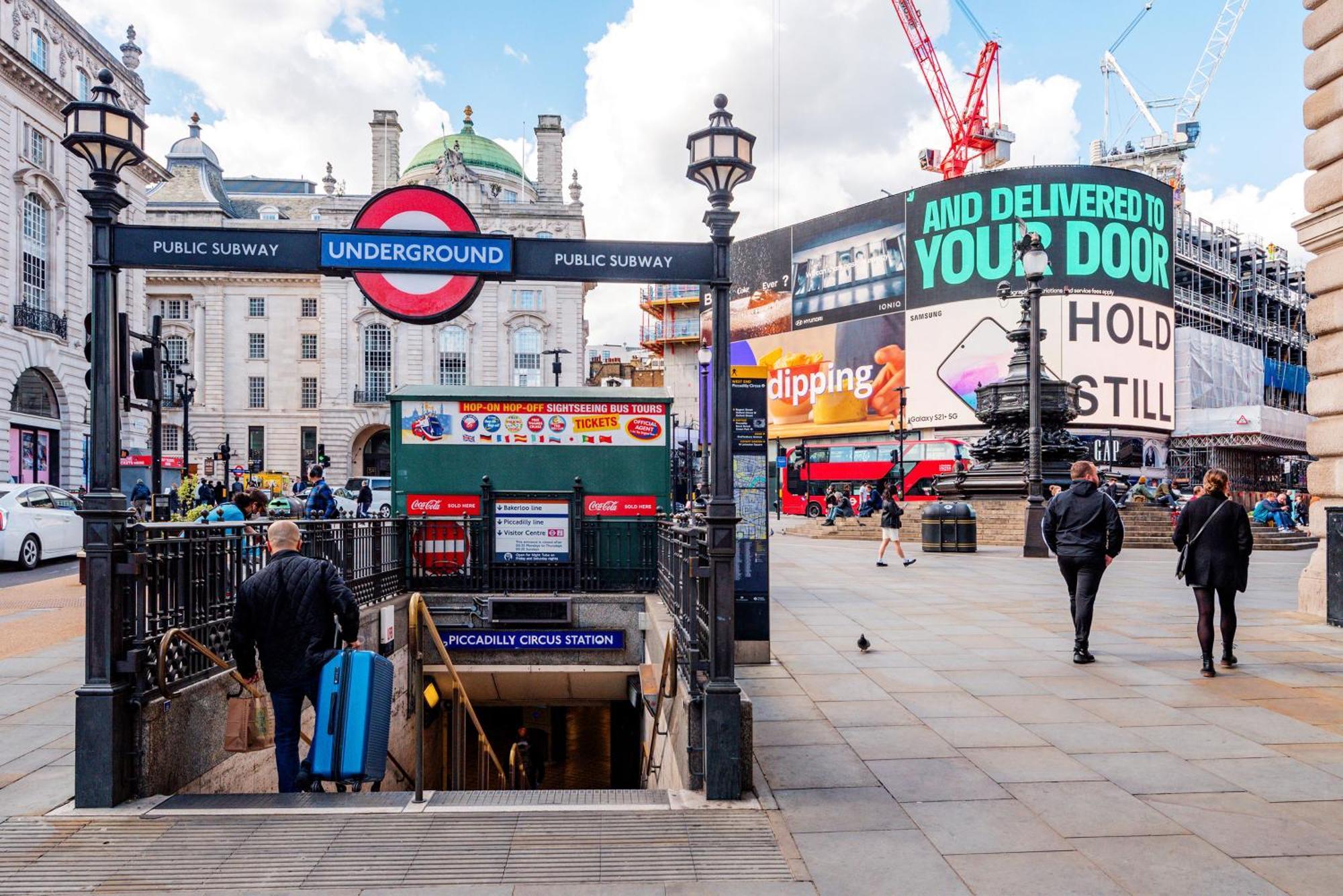Welcome London Piccadilly Circus Exteriör bild